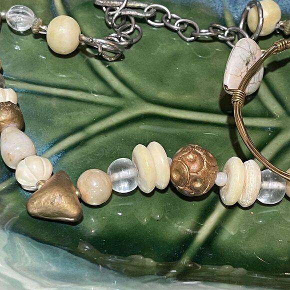 Handcrafted Ivory Necklace Earrings & Bracelet - Picture 3 of 4